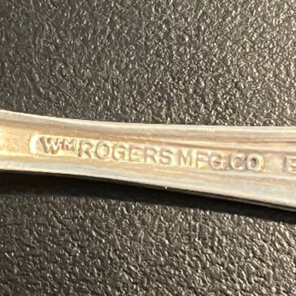 WM Rogers Extra Silver Plate Grapefruit Spoon - Picture 4 of 5